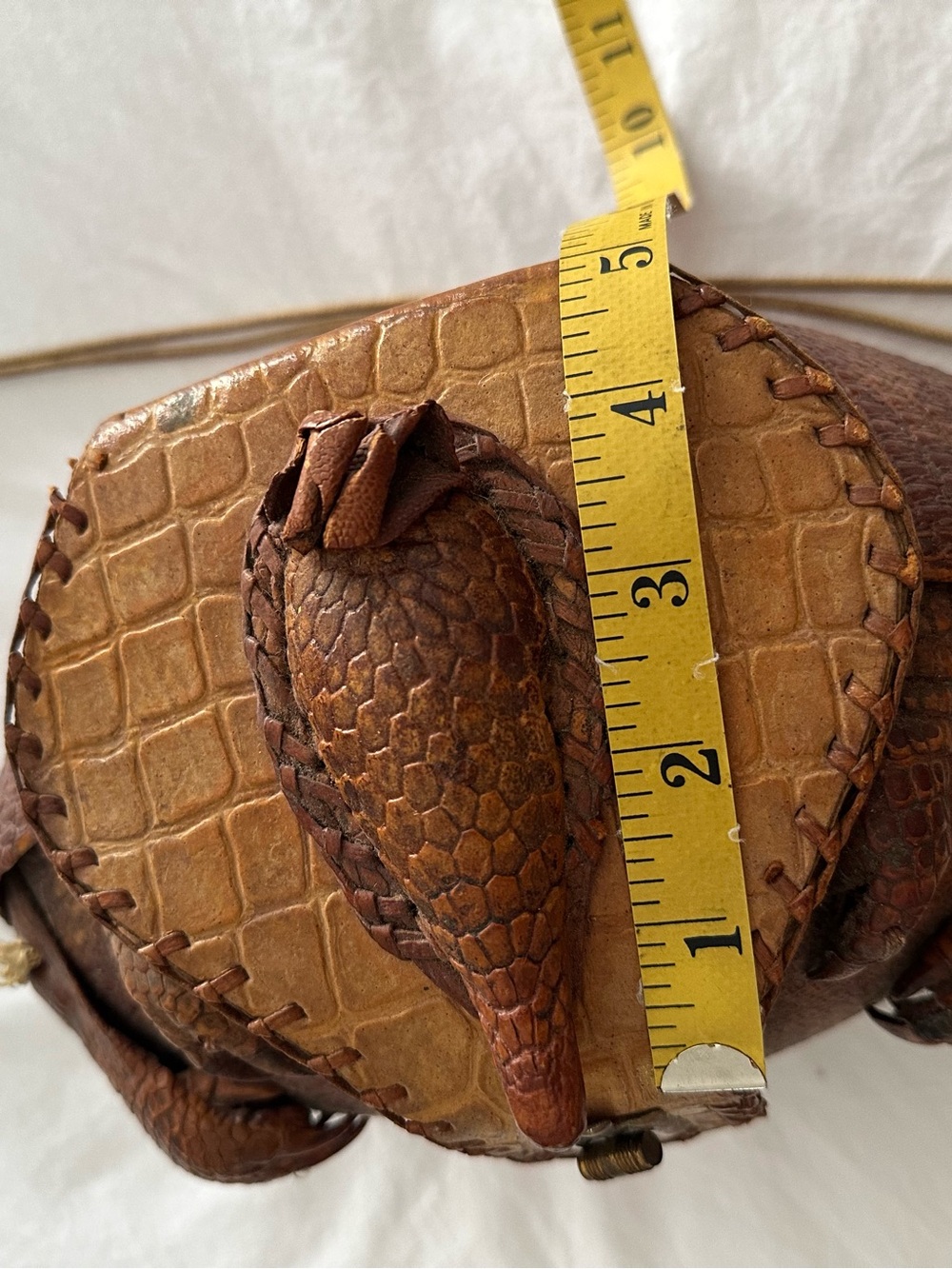 Vintage armadillo purse, purchased in 1968 - Picture 9 of 17